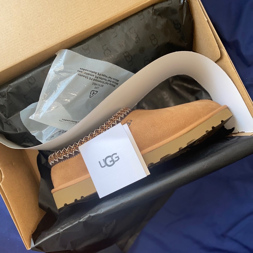 Ugg Tasman slippers